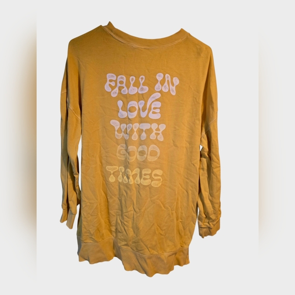 Old Navy Men's Mustard Crewneck Sweater - Picture 2 of 3